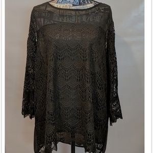 NWT BLACK CROCHET PLUS SIZE TOP SIZE 1X